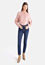 slim-fit-orta-bel-duz-paca-kadin-mavi-jean-pantolon