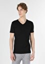 slim-fit-v-yaka-erkek-siyah-kisa-kol-tisort-cltktmtsh0212440