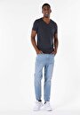slim-fit-v-yaka-duz-erkek-lacivert-kisa-kol-tisort