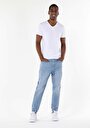 slim-fit-v-yaka-erkek-beyaz-kisa-kol-tisort-cltktmtsh0212440