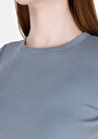 thumb-Slim Fit Yuvarlak Yaka Cepsiz Düz Kadın Mavi Kısa Kol Tişört