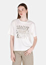 thumb-Regular Fit Yuvarlak Yaka Baskılı Kadın Beyaz Kısa Kol Tişört