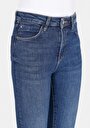 thumb-Skinny Fit   Kadın İndigo Jean Pantolon
