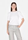 thumb-Regular Fit Yuvarlak Yaka Jakarlı Kadın Beyaz Kısa Kol Tişört