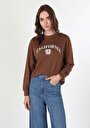 thumb-Regular Fit Yuvarlak Yaka Baskılı Kadın Kahverengi Sweatshirt