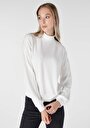 regular-fit-yarim-balikci-yaka-duz-kadin-beyaz-uzun-kol-tisort