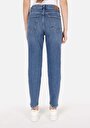 thumb-Mom Fit Daralan Paça Fermuarlı Kadın İndigo Jean Pantolon