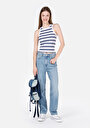 straight-fit-kadin-mavi-jean-pantolon