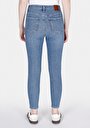 thumb-Skinny Fit   Kadın İndigo Jean Pantolon