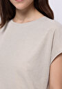 thumb-Regular Fit Yuvarlak Yaka Düz Kadın Bej Kısa Kol Tişört