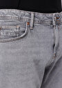 thumb-Straıght Fıt Düşük Bel Düz Erkek Gri Jean Şort