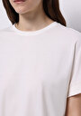 thumb-Regular Fit Yuvarlak Yaka Düz Pamuıklu Kadın Ekru Kısa Kol Tişört