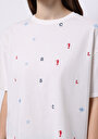 thumb-Regular Fit Yuvarlak Yaka Nakışlı Kadın Beyaz Kısa Kol Tişört