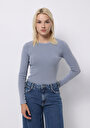 slim-fit-yuvarlak-yaka-duz-kadin-mavi-uzun-kol-tisort