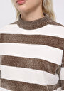 thumb-Regular Fit Yuvarlak Yaka Çizgili Kadın Kahverengi Kazak