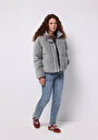 thumb-Regular Fit Kapüşonlu Fermuarlı Astarlı  Kadın Gri Mont