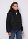 thumb-Regular Fit Kapüşonlu Fermuarlı Astarlı Suya Dayanıklı Kadın Siyah Mont