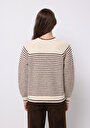 thumb-Regular Fit Yuvarlak Yaka Çizgili Kadın Bej Kazak