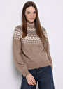 thumb-Regular Fit Turtle Neck Baskılı Kadın Bej Kazak