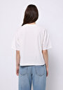 thumb-Regular Fit Yuvarlak Yaka Nakışlı Kadın Beyaz Kısa Kol Tişört