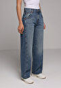 thumb-Baggy Fıt Orta Bel Daralan Paça Kadın Mid İndigo Denim Jean Pantolon