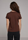 thumb-Slim Fit Yuvarlak Yaka Düz Kadın Kahverengi Kısa Kol Tişört