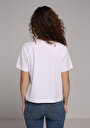 thumb-Boxy Fit Yuvarlak Yaka Baskılı Kadın Beyaz Kısa Kol Tişört