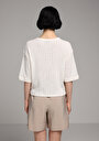 thumb-Regular Fit Yuvarlak Yaka Jakarlı Kadın Ekru Kısa Kol Tişört