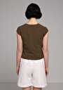 thumb-Slim Fit Kayık Yaka Düz Kadın Kahverengi Kısa Kol Tişört