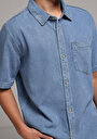 thumb-Regular Fit Klasik Yaka Düz Erkek Light İndigo Denim Kısa Kol Gömlek