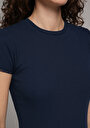 thumb-Slim Fit Yuvarlak Yaka Düz Kadın Lacivert Kısa Kol Tişört