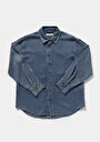 thumb-Oversize Fit Klasik Yaka Düz Kadın Light İndigo Denim Uzun Kol Gömlek
