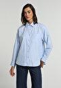 boyfriend-fit-shirt-neck-cizgili-kadin-mavi-uzun-kol-gomlek