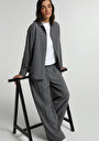 regular-fit-yuksel-bel-genis-paca-kadin-gri-pantolon