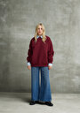 relaxed-fit-yuvarlak-yaka-baskili-kadin-bordo-sweatshirt