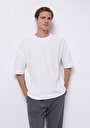 oversize-fit-yuvarlak-yaka-duz-erkek-beyaz-kisa-kol-tisort