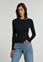 slim-fit-yuvarlak-yaka-duz-kadin-siyah-uzun-kol-tisort