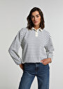 regular-fit-polo-yaka-cizgili-kadin-mavi-sweatshirt